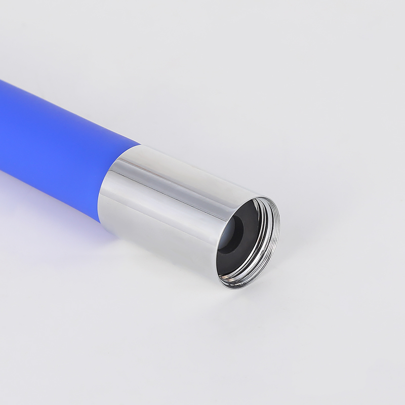 خرطوم صنبور عالمي ملون-32