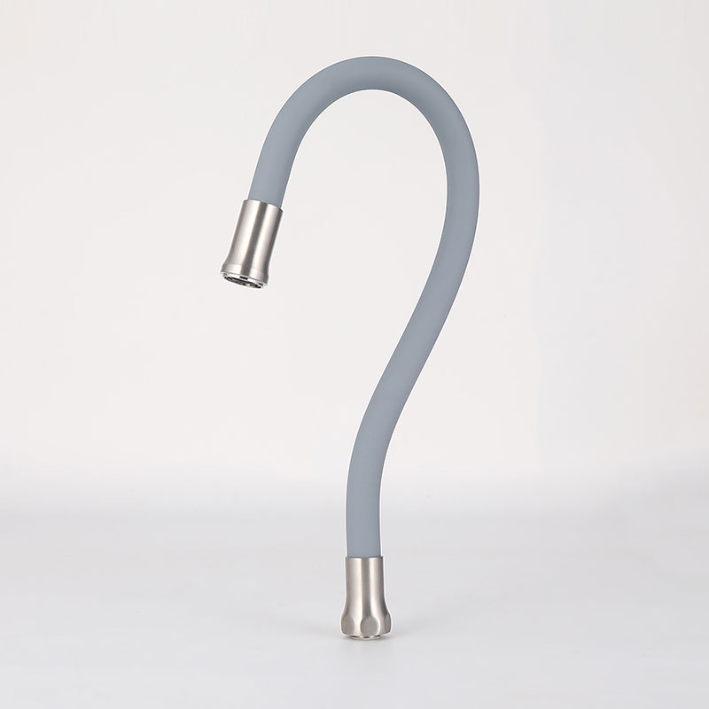 خرطوم صنبور عالمي ملون-32