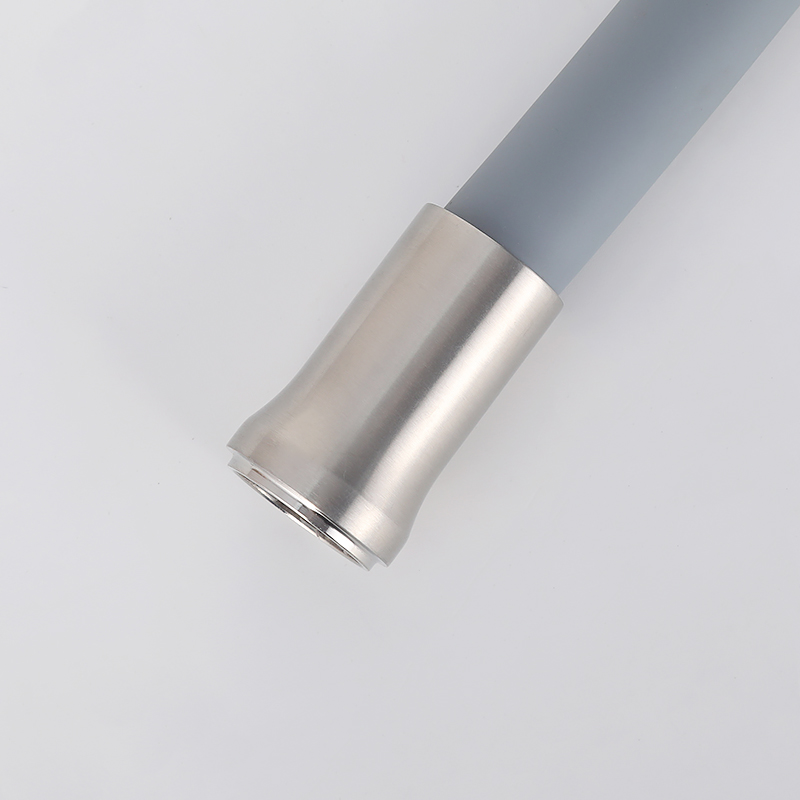 خرطوم صنبور عالمي ملون-32