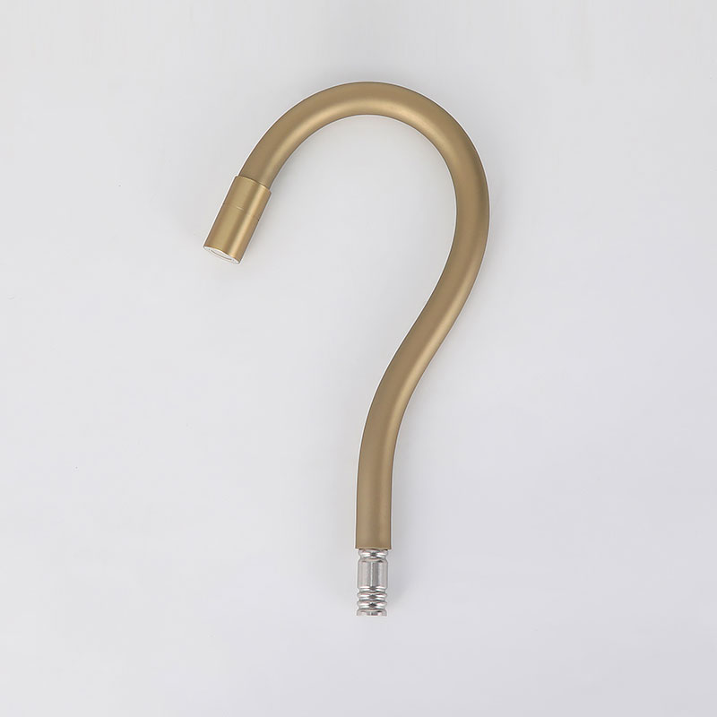 خرطوم صنبور عالمي ملون-23