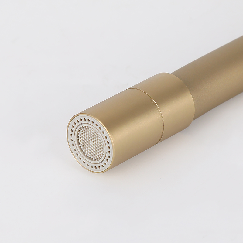 خرطوم صنبور عالمي ملون-23