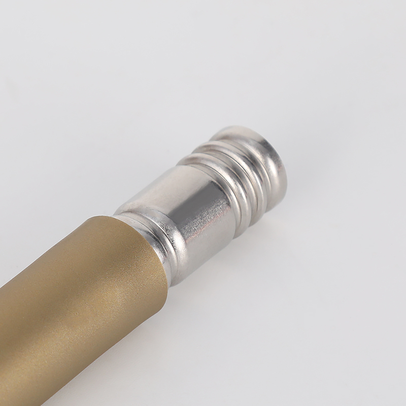 خرطوم صنبور عالمي ملون-32