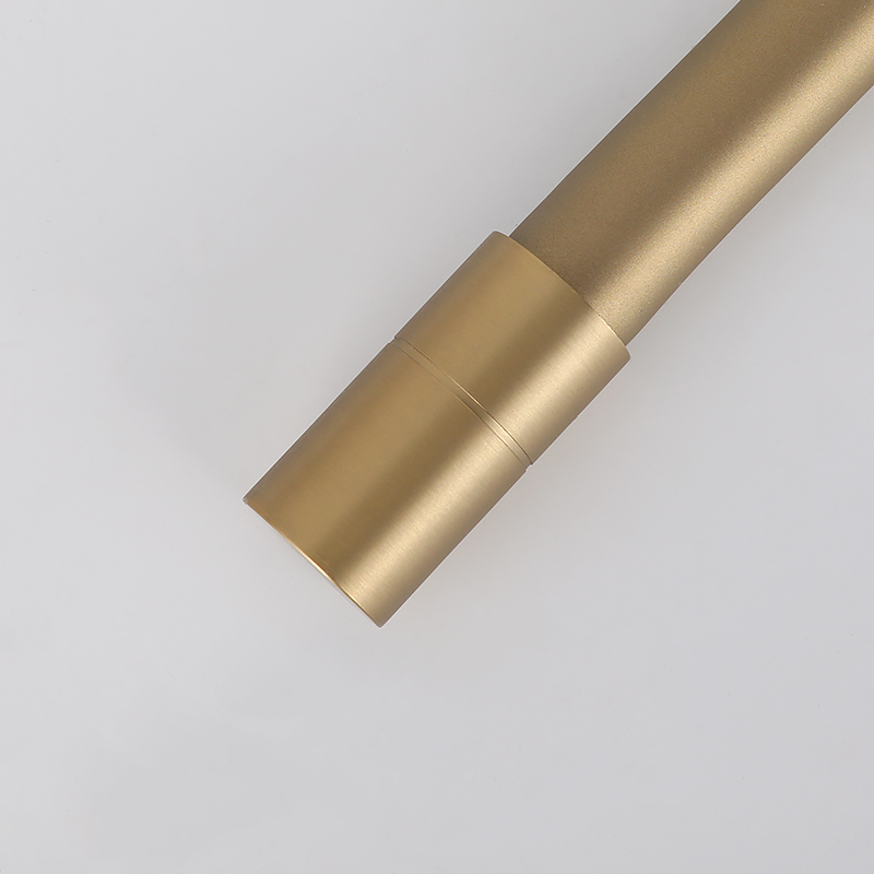 خرطوم صنبور عالمي ملون-32