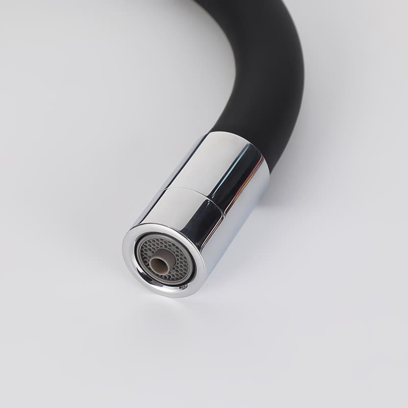 خرطوم صنبور عالمي ملون-37