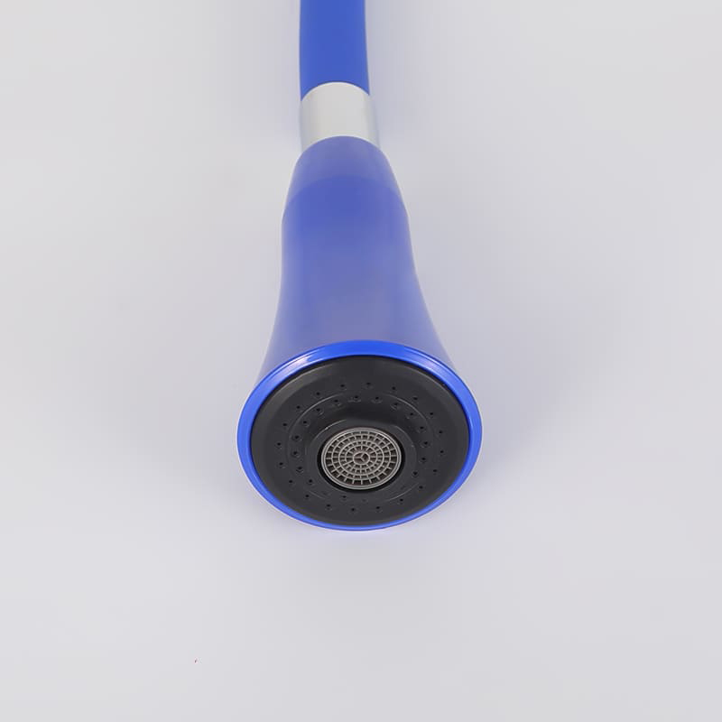 خرطوم صنبور عالمي ملون-48