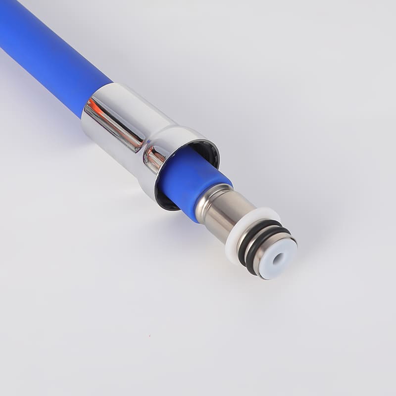 خرطوم صنبور عالمي ملون-48