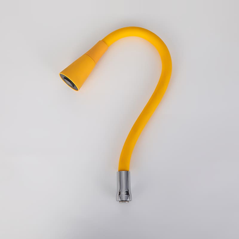 خرطوم صنبور عالمي ملون-48