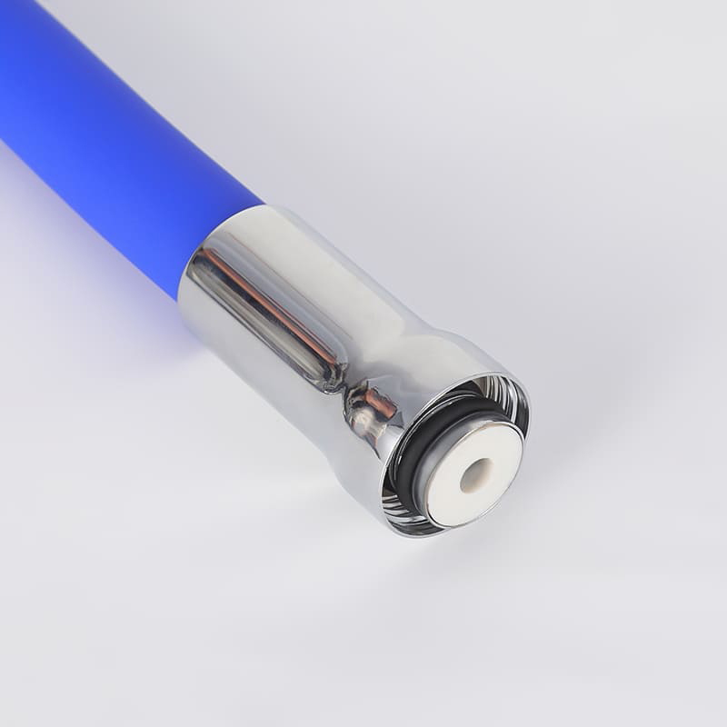 خرطوم صنبور عالمي ملون-48