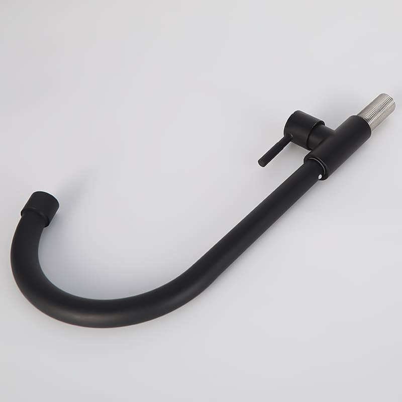 خرطوم صنبور عالمي ملون-48