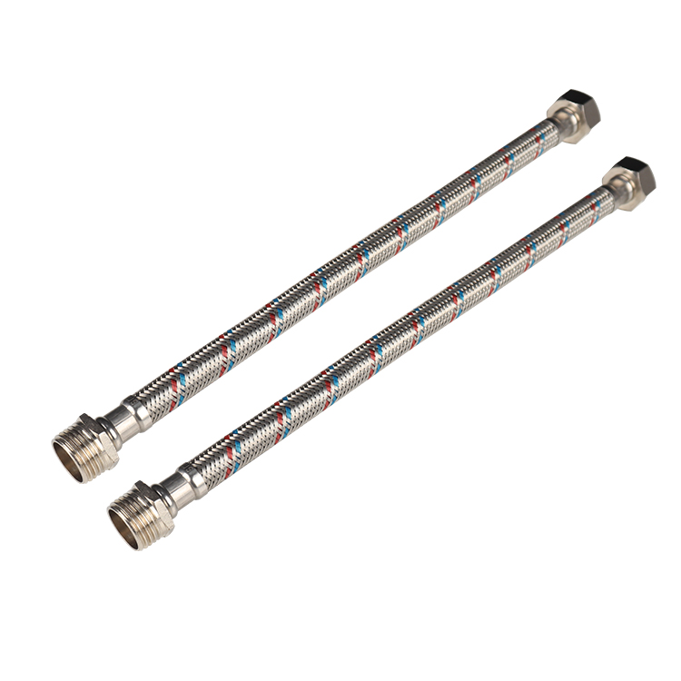 خرطوم معدني مضفر