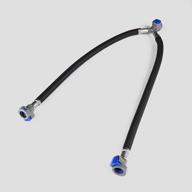 خرطوم معدني مضفر برأسين